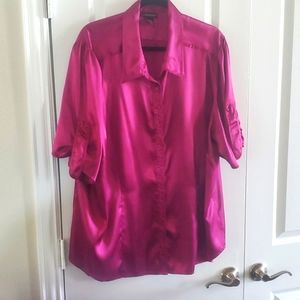 Women's size 26, Fushia Blouse by Lane Bryant. Polyester short sleeve